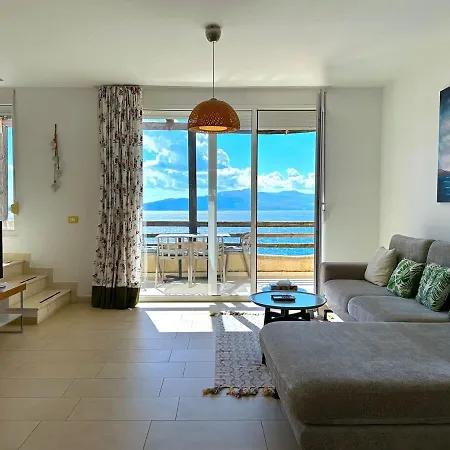 Panoramic Seaview, Duplex Bougainville Bay Appartamento